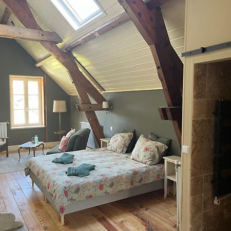 Moulin De Maupoy Bed & Breakfast Saint-Symphorien-de-Marmagne Exterior photo