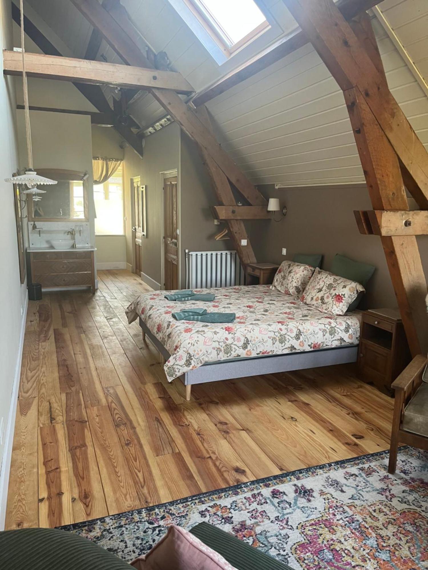 Moulin De Maupoy Bed & Breakfast Saint-Symphorien-de-Marmagne Exterior photo