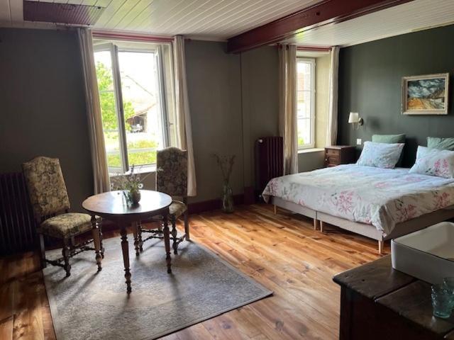 Moulin De Maupoy Bed & Breakfast Saint-Symphorien-de-Marmagne Exterior photo